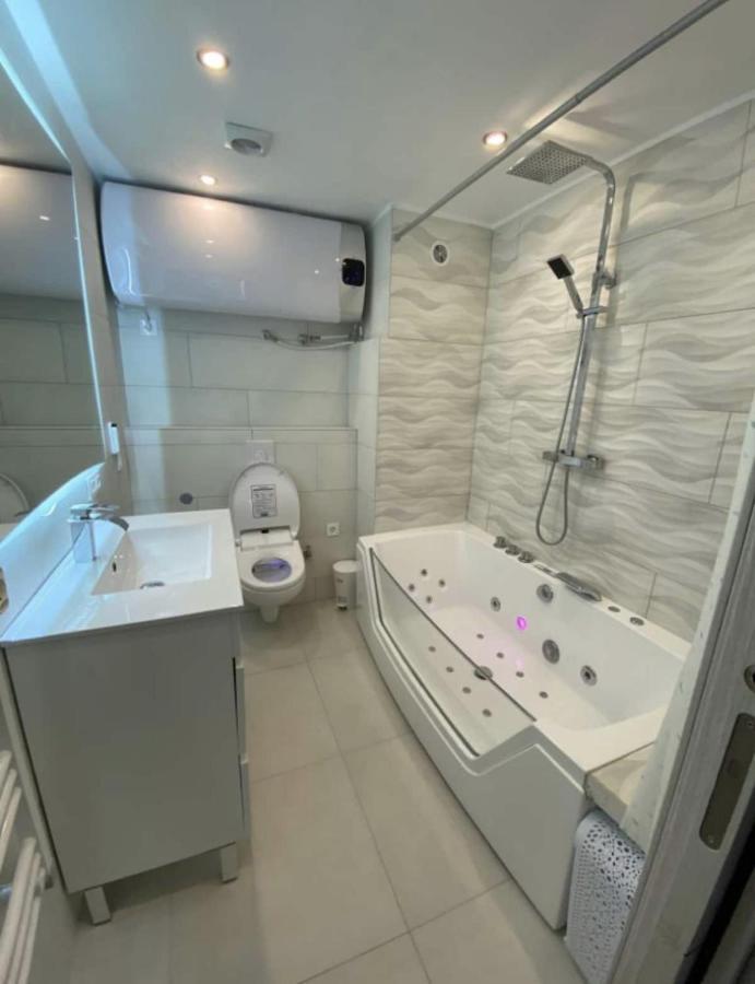 Manhattan Apartment Ampuriabrava Exterior foto